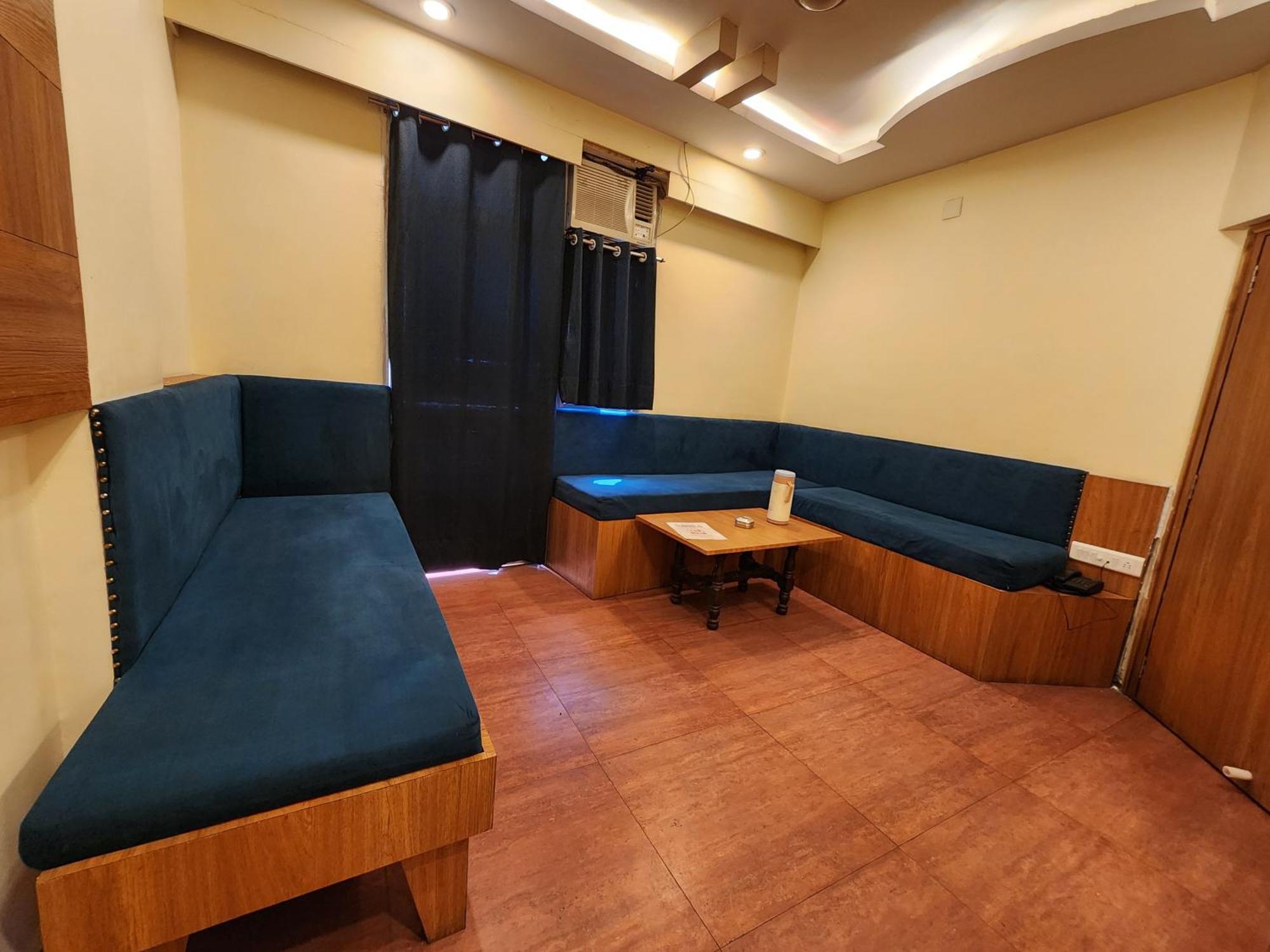Hotel Savera 우다이푸르 외부 사진